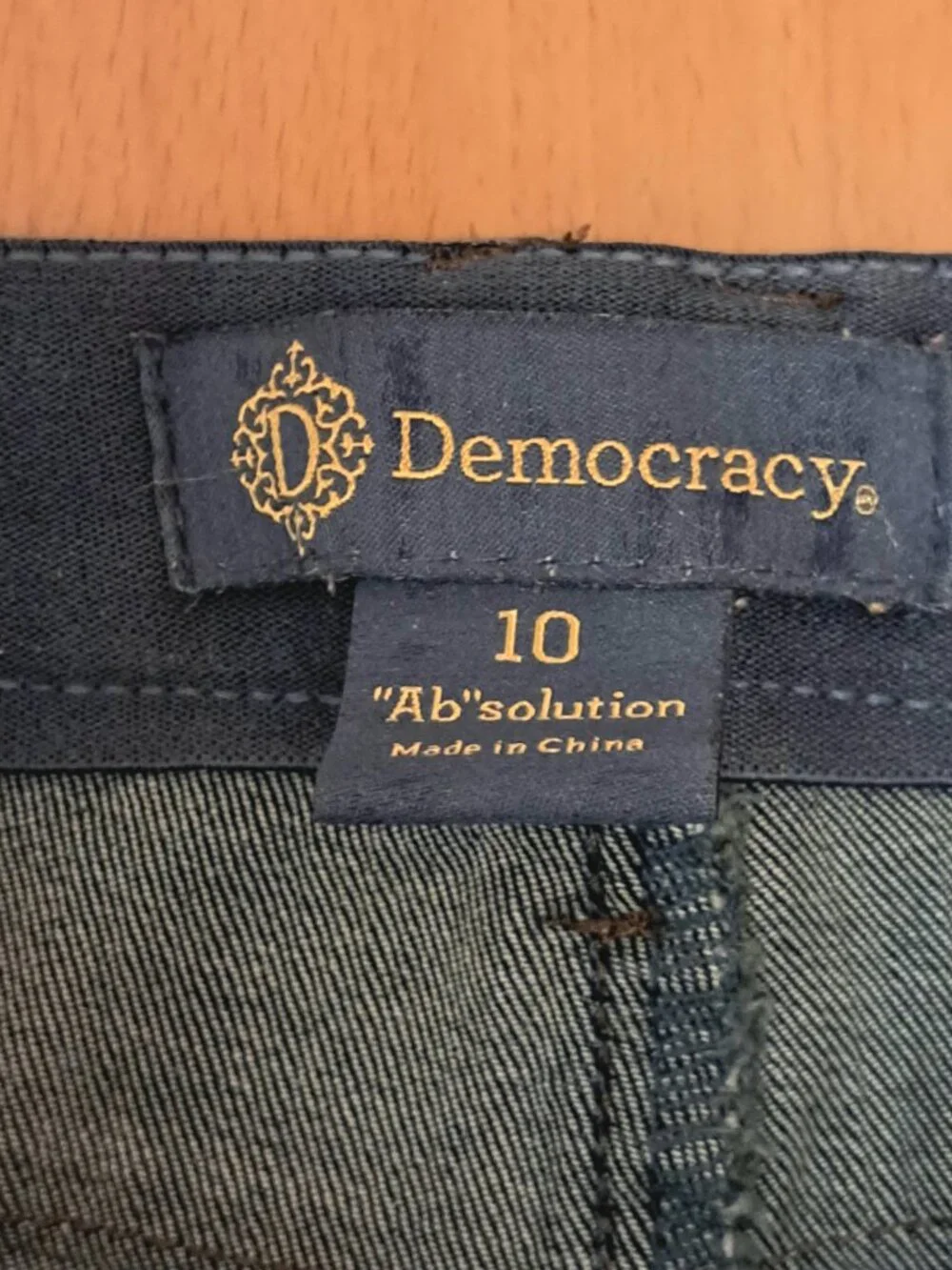 Democracy Frayed Hem Ankle Jeans - Picture 3 of 4